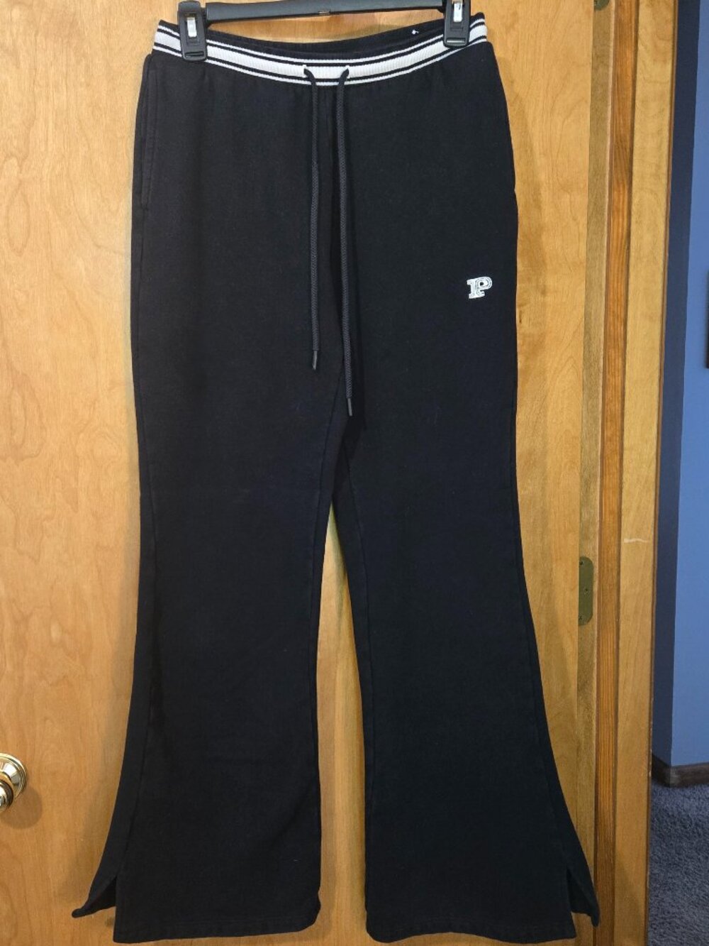 Victoria’s Secret PINK Fleece Split-Hem Flare Sweatpants Black Small